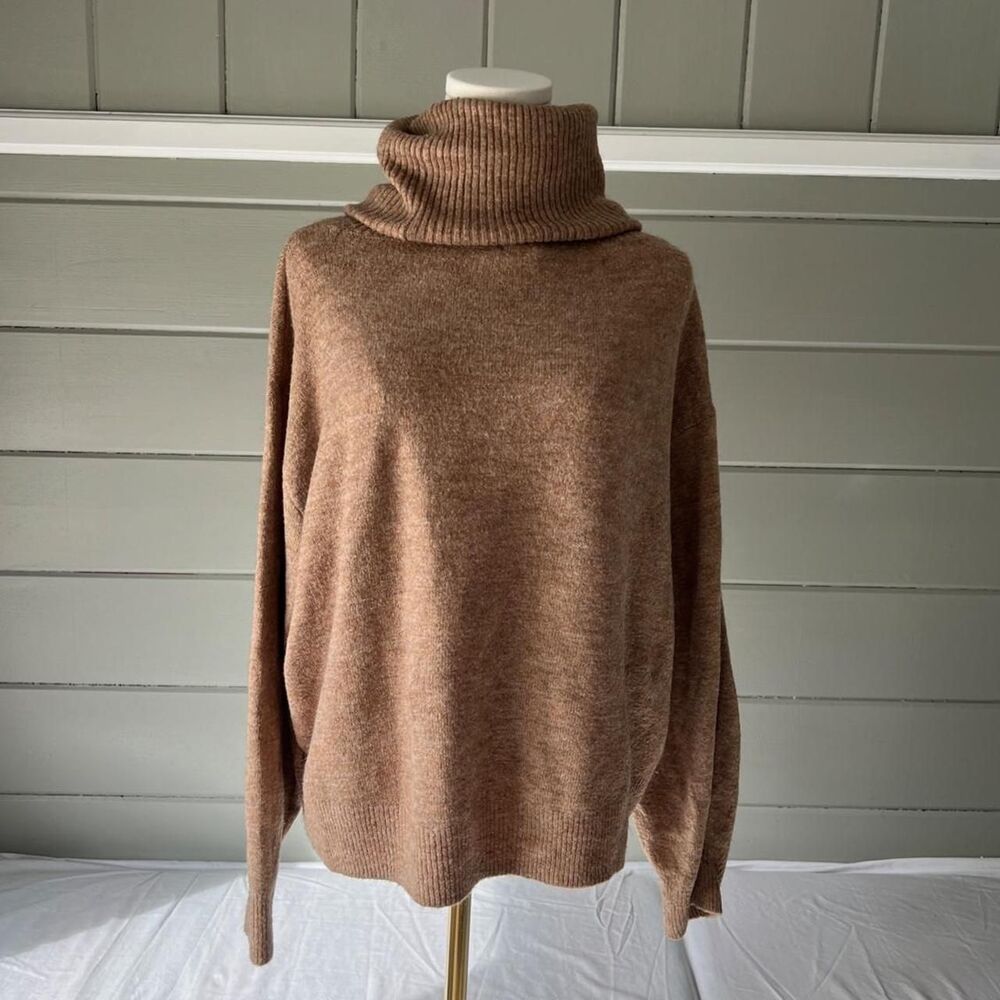 H-m Women's Brown and Tan Jumper